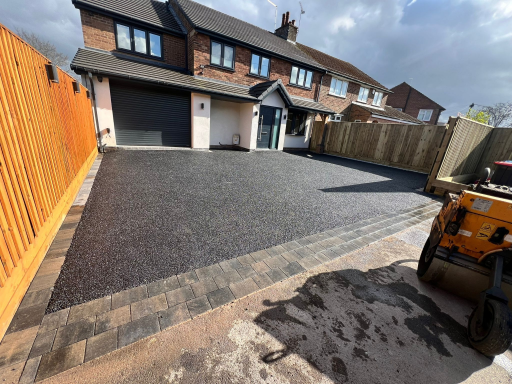 Tarmac Specialist Spalding 03 Medium